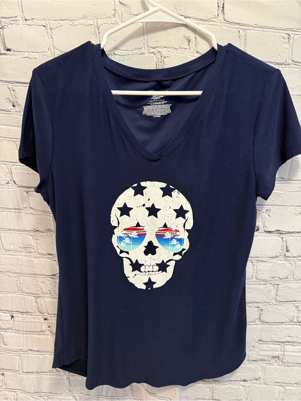 No Boundaries Navy Graphic Tee with White Print - Picture 1 of 4